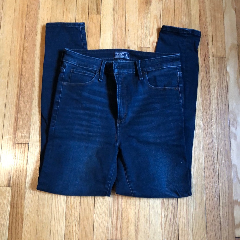 Abercrombie & Fitch Simone High Rise Super Skinny